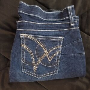 EUC. WOMEN'S Q-BABY JEANS.